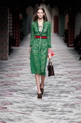  Milan Fashion Week: Thập Niên Trở Lại Của Gucci Dưới Bóng Tàn Của Alessandro Michele